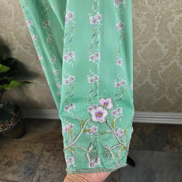 Handmade Light Green Floral Caftan Embroidered Beaded Detail Front Sleeves - Picture 9 of 15